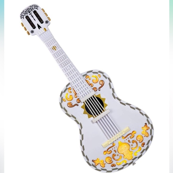 Disney Coco Interactive Guitar - Picture 2 of 7